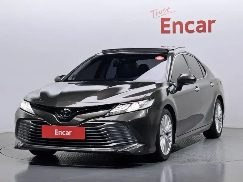 2017 Toyota Camry с пробегом 74 877 км