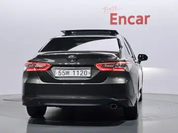 2017 Toyota Camry с пробегом 74 877 км