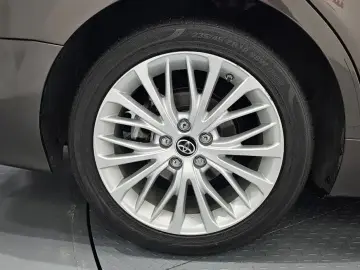 2017 Toyota Camry с пробегом 74 877 км