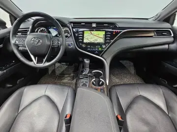 2017 Toyota Camry с пробегом 74 877 км