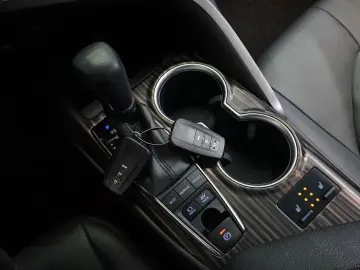 2018 Toyota Camry с пробегом 119 034 км