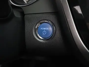 2018 Toyota Camry с пробегом 119 034 км