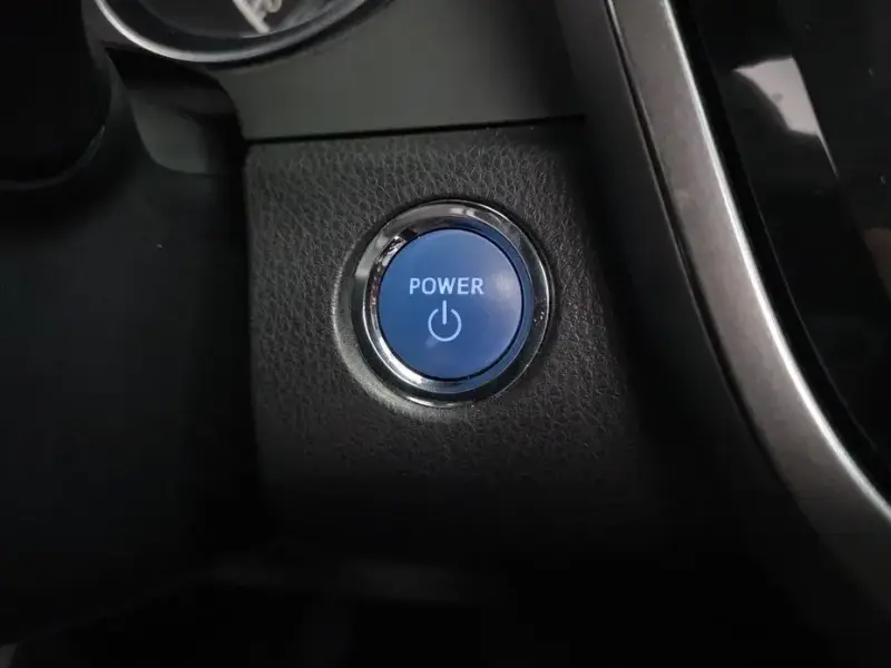 2018 Toyota Camry с пробегом 119 034 км