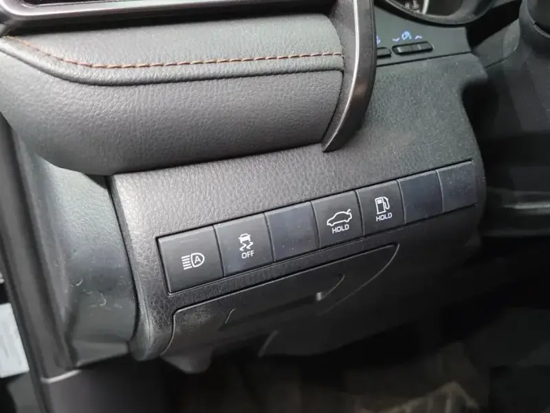 2019 Toyota Camry с пробегом 85 293 км