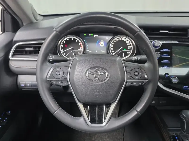 2018 Toyota Camry с пробегом 75 392 км