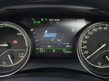 2019 Toyota Camry с пробегом 124 067 км