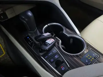 2019 Toyota Camry с пробегом 124 067 км