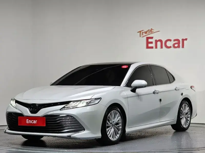 2020 Toyota Camry с пробегом 62 984 км