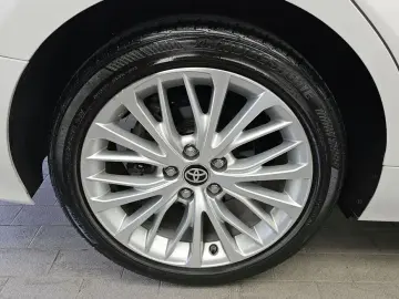 2020 Toyota Camry с пробегом 62 984 км