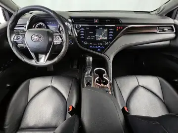 2020 Toyota Camry с пробегом 62 984 км
