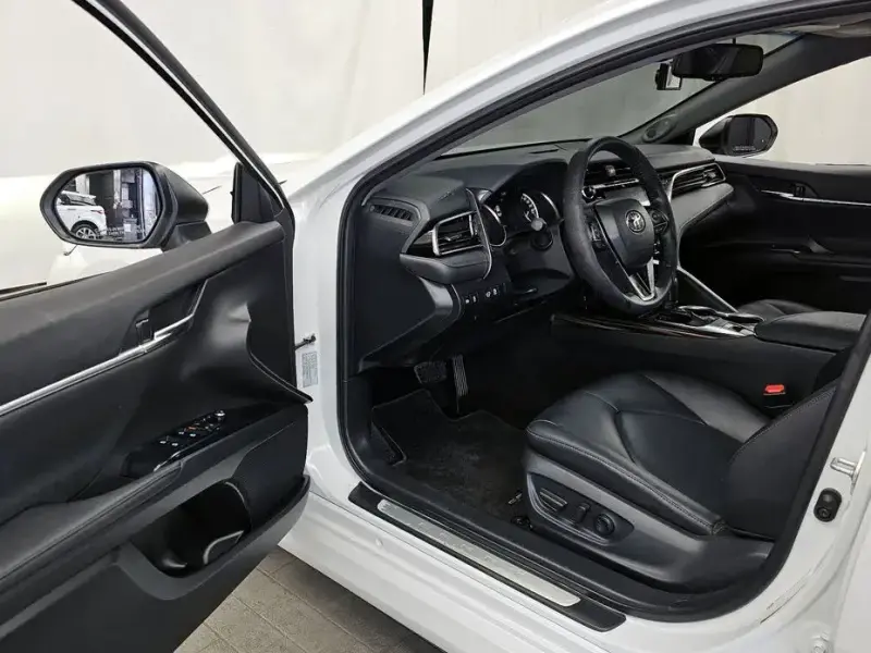 2020 Toyota Camry с пробегом 62 984 км