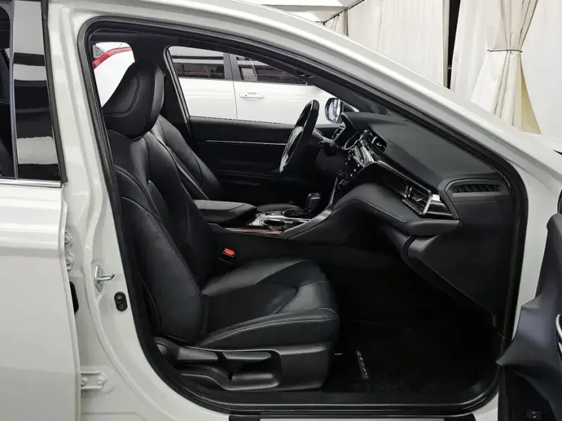 2020 Toyota Camry с пробегом 62 984 км