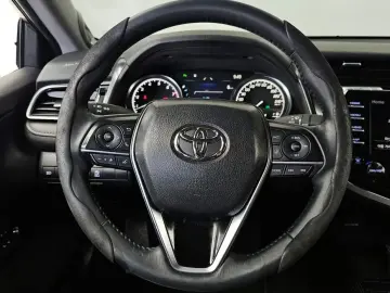 2020 Toyota Camry с пробегом 62 984 км