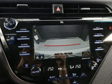 2020 Toyota Camry с пробегом 62 984 км