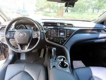 2018 Toyota Camry с пробегом 161 739 км
