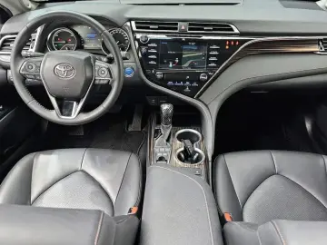 2018 Toyota Camry с пробегом 64 072 км
