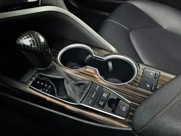 2018 Toyota Camry с пробегом 64 072 км