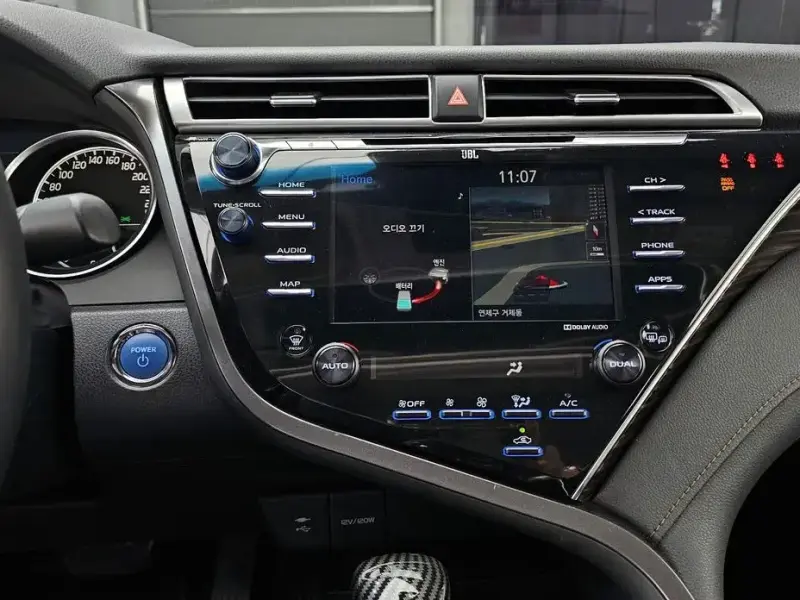 2018 Toyota Camry с пробегом 64 072 км