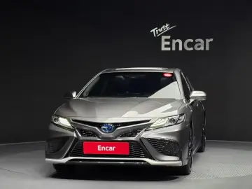 2024 Toyota Camry с пробегом 14 932 км
