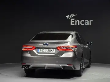 2024 Toyota Camry с пробегом 14 932 км