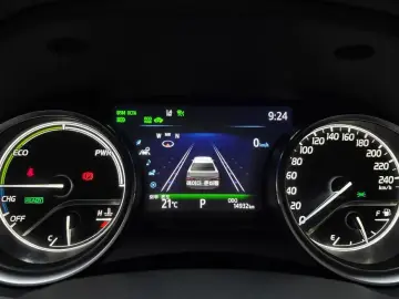 2024 Toyota Camry с пробегом 14 932 км