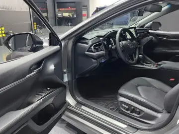 2024 Toyota Camry с пробегом 14 932 км