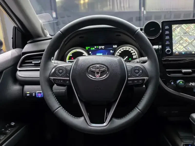 2024 Toyota Camry с пробегом 14 932 км