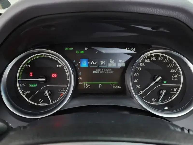 2022 Toyota Camry с пробегом 71 763 км