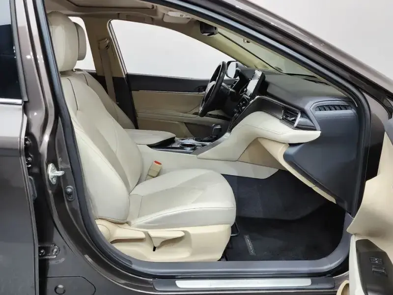 2022 Toyota Camry с пробегом 71 763 км
