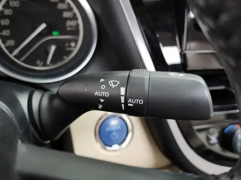 2022 Toyota Camry с пробегом 71 763 км