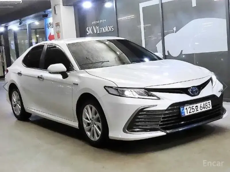 2023 Toyota Camry с пробегом 46 974 км