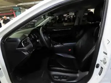 2023 Toyota Camry с пробегом 46 974 км
