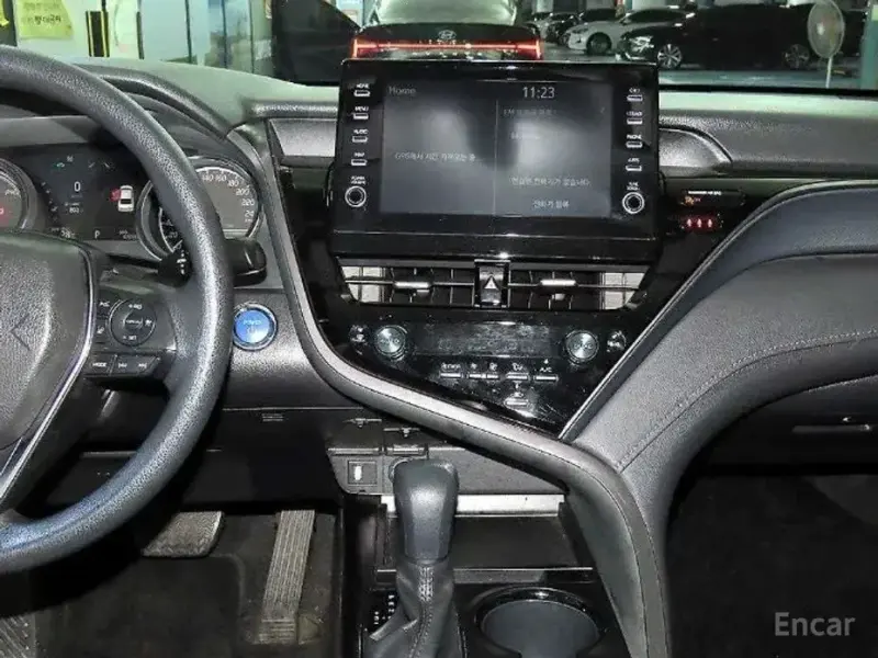 2023 Toyota Camry с пробегом 46 974 км