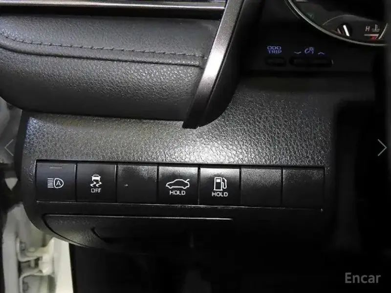 2023 Toyota Camry с пробегом 46 974 км