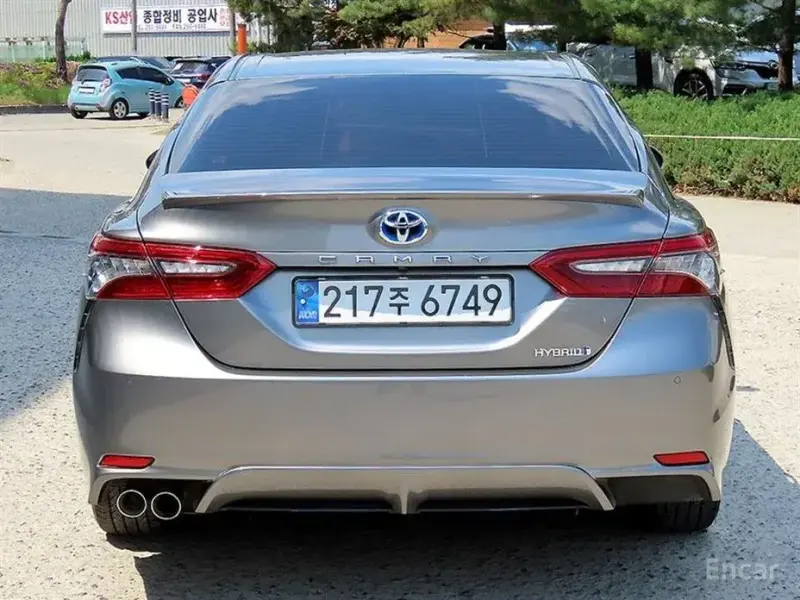 2024 Toyota Camry с пробегом 82 847 км