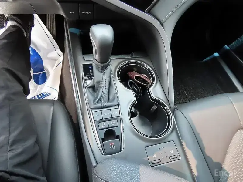 2024 Toyota Camry с пробегом 82 847 км