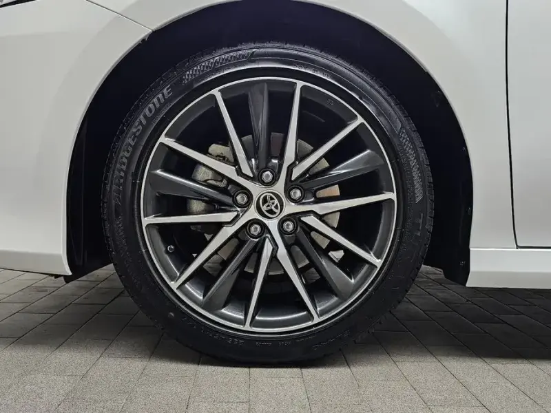 2024 Toyota Camry с пробегом 38 369 км