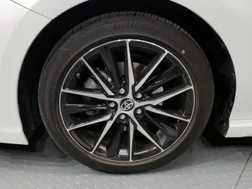 2024 Toyota Camry с пробегом 47 885 км