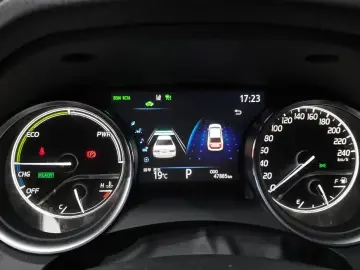 2024 Toyota Camry с пробегом 47 885 км