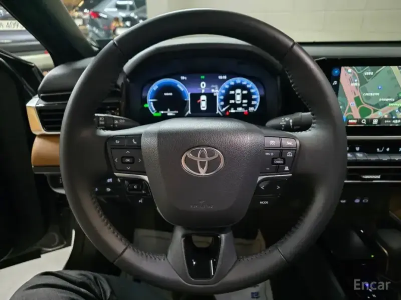 2025 Toyota Camry с пробегом 6 584 км