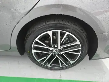 2026 Toyota Camry с пробегом 5 км