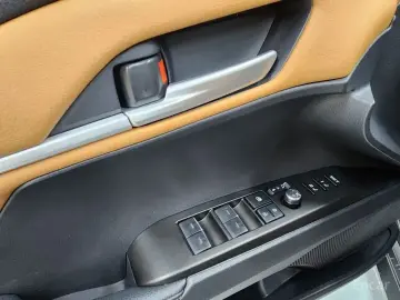 2025 Toyota Camry с пробегом 8 571 км