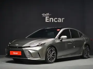 2025 Toyota Camry с пробегом 3 912 км