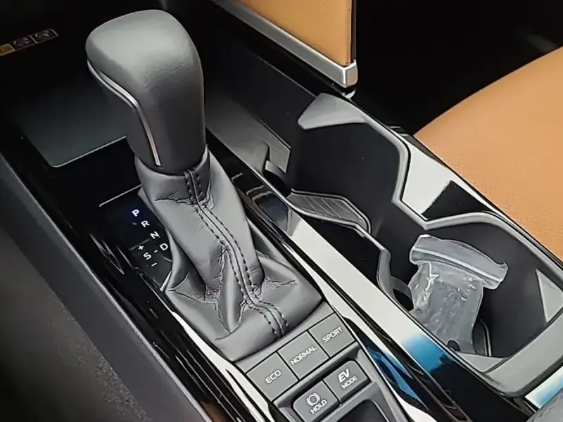 2025 Toyota Camry с пробегом 2 162 км