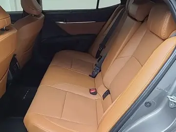 2025 Toyota Camry с пробегом 3 622 км
