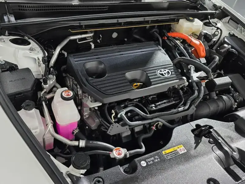 2024 Toyota Crown с пробегом 28 740 км