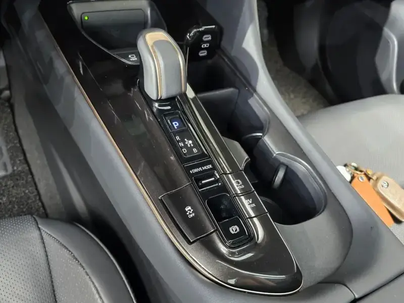 2024 Toyota Crown с пробегом 28 740 км