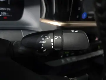 2024 Toyota Crown с пробегом 28 740 км