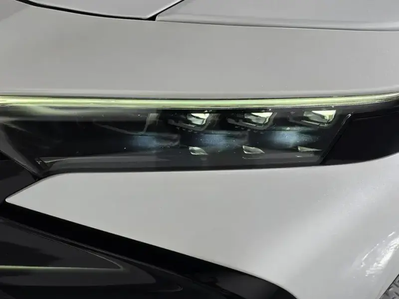 2024 Toyota Crown с пробегом 28 740 км