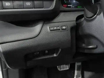 2024 Toyota Crown с пробегом 28 740 км